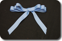 How to Tie a Bow with Ribbon, Dior Style